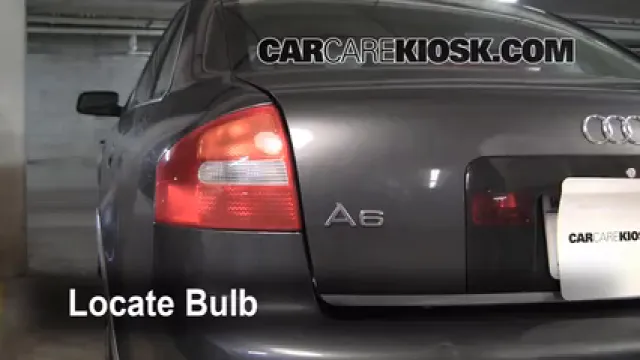 2004 Audi A6 3.0L V6 Éclairage Feux de marche arrière (remplacer une ampoule)